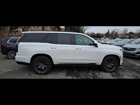 Used 2025 Cadillac Escalade Sport Platinum image 5