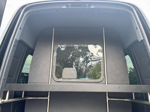 Used 2024 Mercedes-Benz Sprinter 3500 image 24