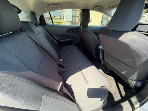Used 2024 Toyota Prius LE FWD image 15