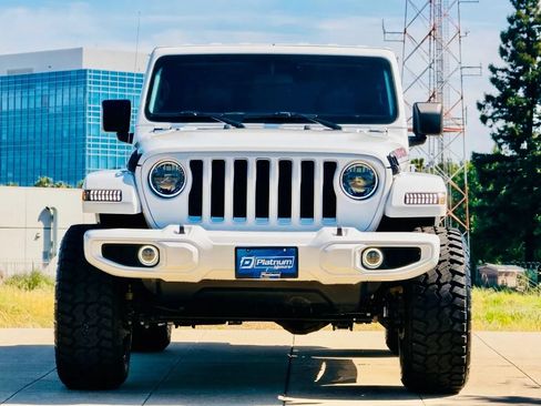 Used 2021 Jeep Wrangler Unlimited Sport AWD/4WD image 3