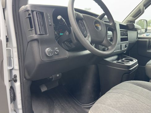 Used 2024 Chevrolet Express 2500 w/ Driver Convenience Package image 11