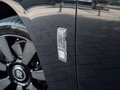 Certified 2023 Rolls-Royce Cullinan w/ Dark Exterior Package image 12