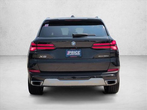 Used 2026 BMW X5 xDrive50e AWD/4WD image 7