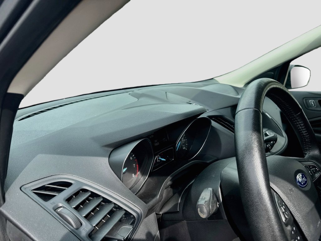 Used 2019 Ford Escape SEL AWD/4WD image 9