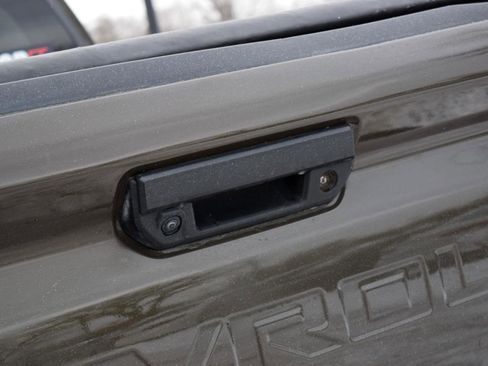 Used 2023 Chevrolet Colorado LT w/ LT Convenience Package II image 15