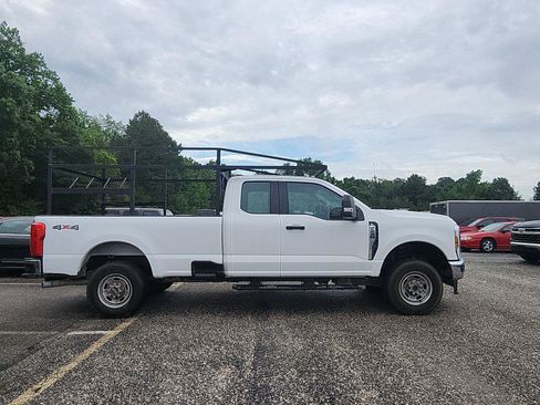 Used 2024 Ford F250 XL w/ Snow Plow Prep Package AWD/4WD image 6