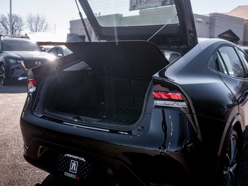 Used 2024 Toyota Prius XLE image 34