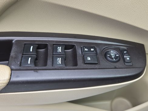 Used 2016 Acura RDX FWD image 33