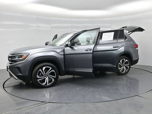 Used 2023 Volkswagen Atlas SEL AWD/4WD image 34