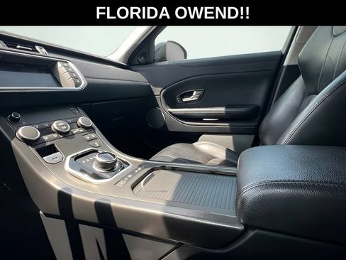 Used 2019 Land Rover Range Rover Evoque SE AWD/4WD image 47