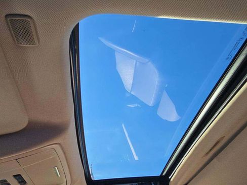 Used 2017 GMC Sierra 1500 SLT image 29