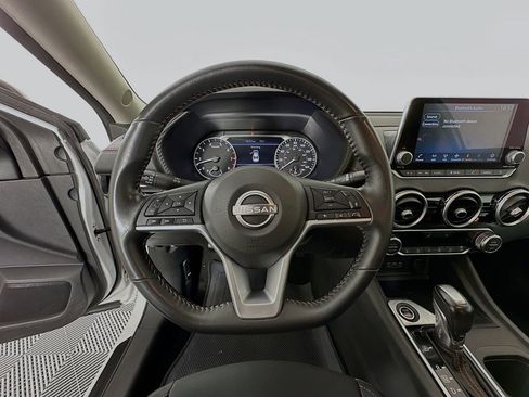 Used 2024 Nissan Sentra SR image 11