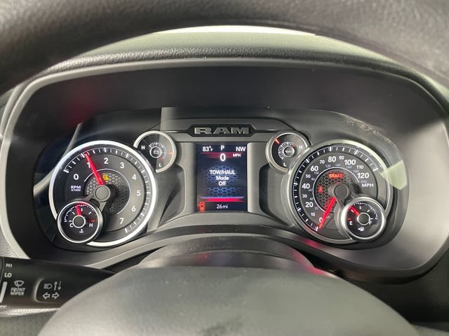 New 2026 RAM 1500 Express AWD/4WD image 4