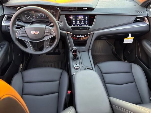 New 2026 Cadillac XT5 Luxury w/ LPO, Floor Liner Package image 16