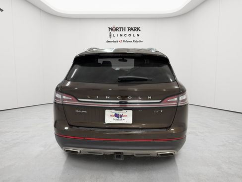 Used 2019 Lincoln Nautilus Reserve w/ Class II Trailer Tow Package FWD image 4
