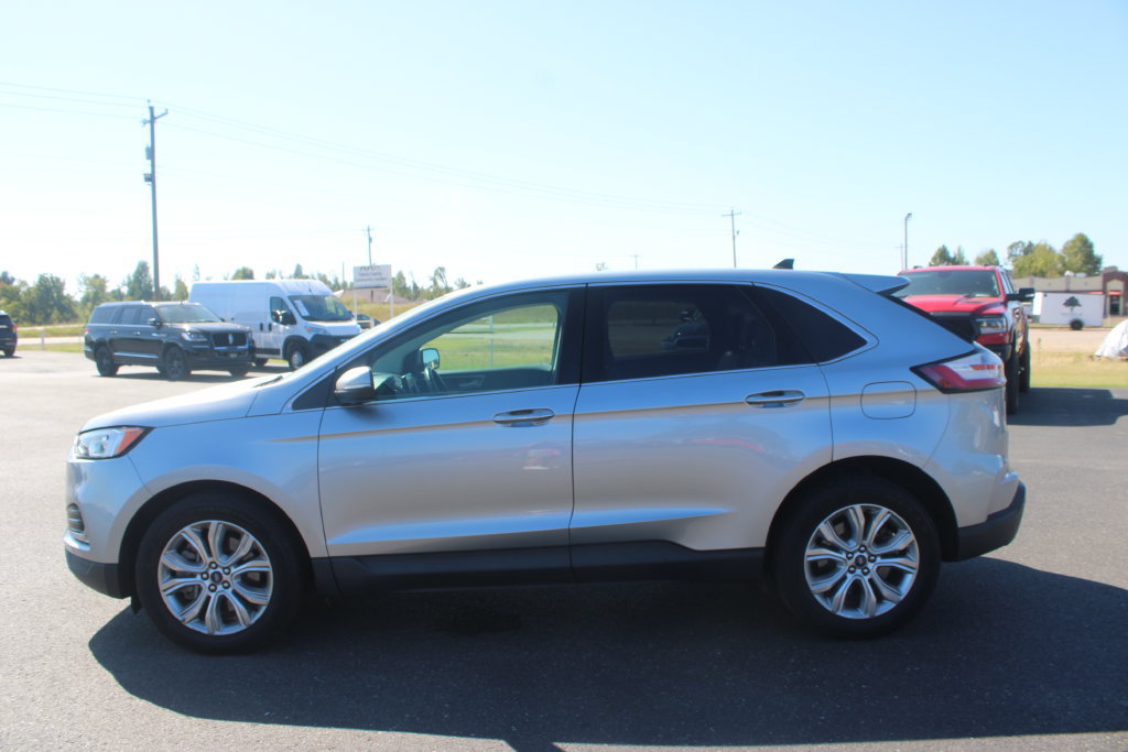 Used 2022 Ford Edge Titanium AWD/4WD image 5