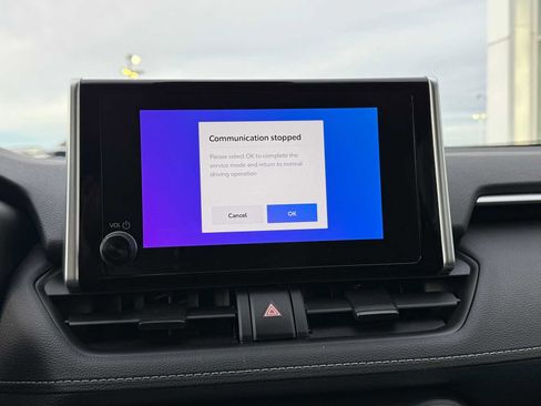 Certified 2024 Toyota RAV4 XLE image 22