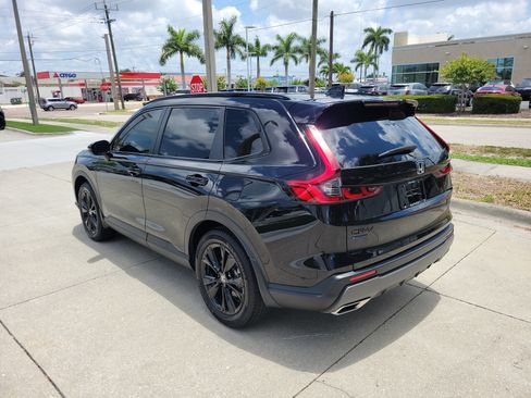 Used 2026 Honda CR-V Sport Touring image 6