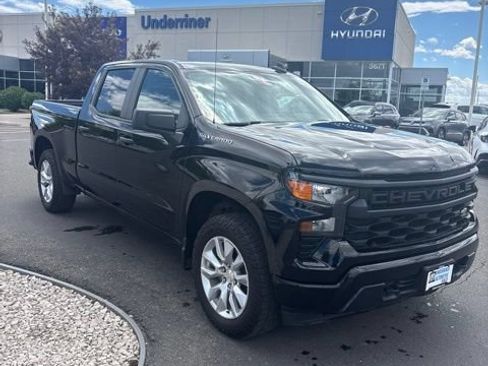 Used 2023 Chevrolet Silverado 1500 Custom AWD/4WD image 1
