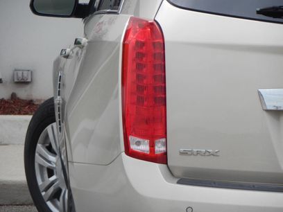 Used 2011 Cadillac SRX Luxury