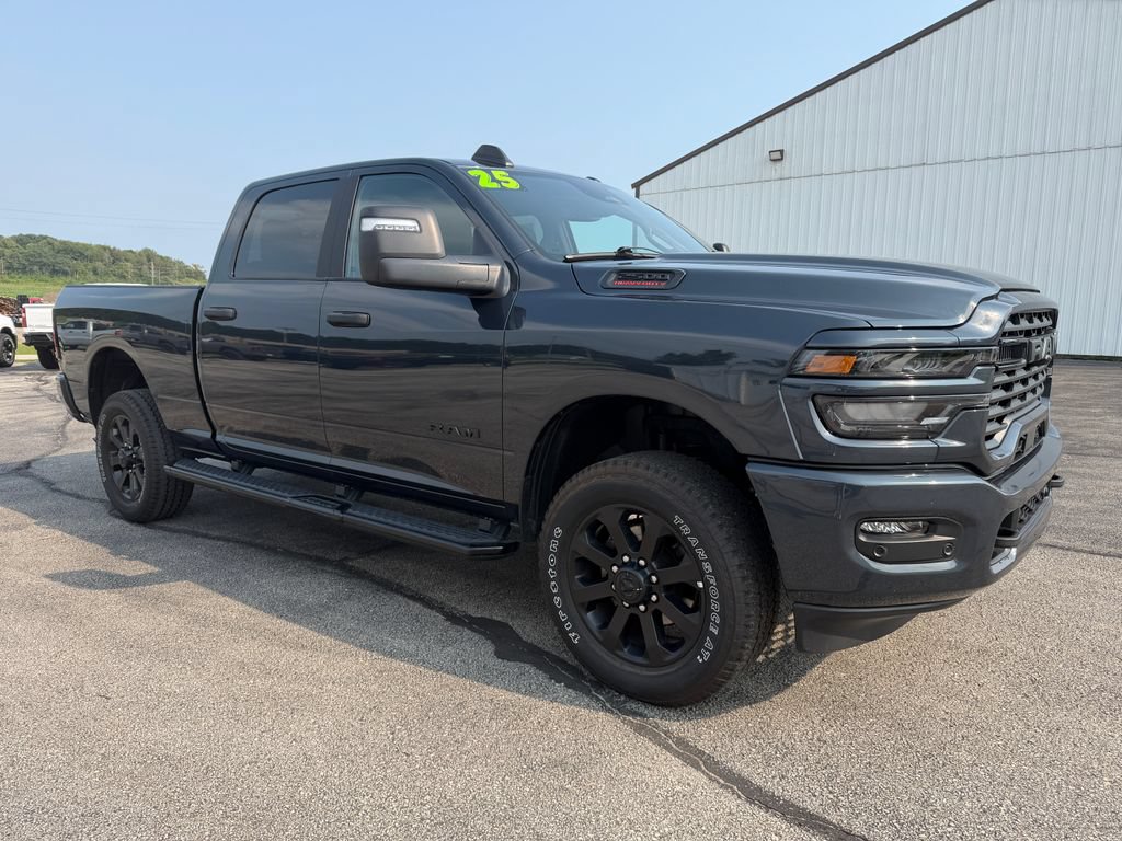 Used 2025 RAM 2500 Big Horn AWD/4WD image 3
