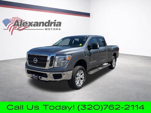 Used 2018 Nissan Titan SV w/ SV Convenience Package AWD/4WD image 1