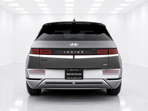 Used 2023 Hyundai Ioniq 5 Limited AWD/4WD image 4