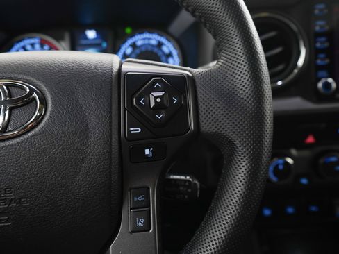 Used 2023 Toyota Tacoma TRD Sport w/ TRD Premium Sport Package AWD/4WD image 26