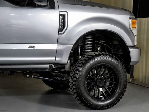 Used 2020 Ford F250 Lariat w/ Lariat Ultimate Package image 8