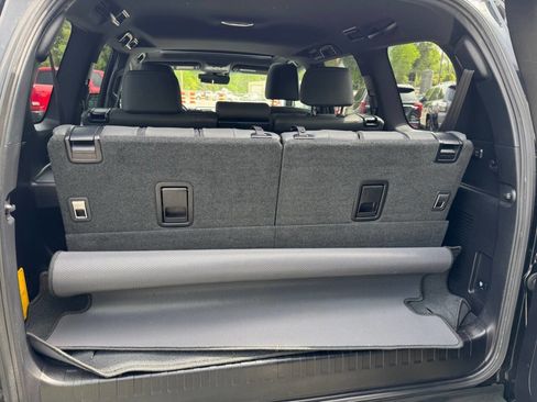 Used 2020 Lexus GX 460 Premium w/ Premium Package image 35