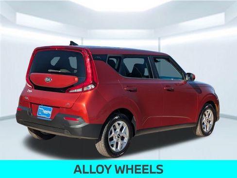 Used 2021 Kia Soul S image 6