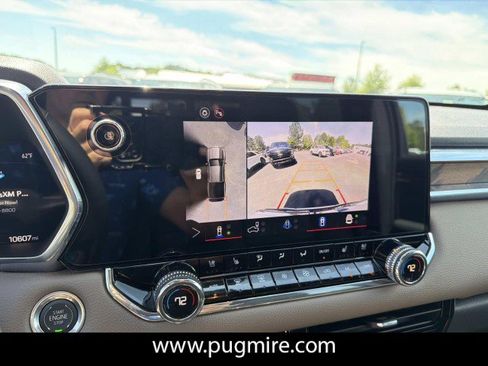 Used 2025 GMC Canyon Denali AWD/4WD image 29