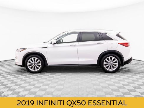 Used 2019 INFINITI QX50 Essential w/ Premium Heat Package AWD/4WD image 2