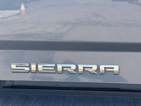 Used 2015 GMC Sierra 1500 SLT w/ SLT Crew Cab Value Package AWD/4WD image 31