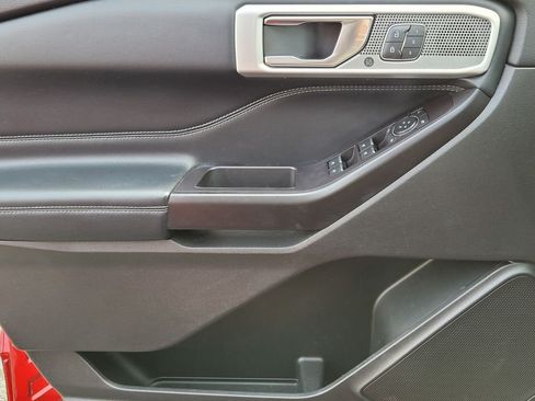Used 2020 Ford Explorer Limited RWD image 26