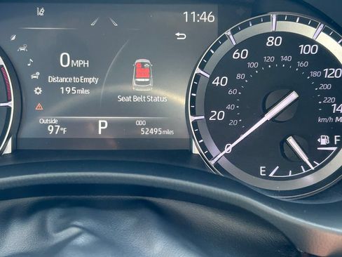 Used 2022 Toyota Highlander Limited AWD/4WD image 38