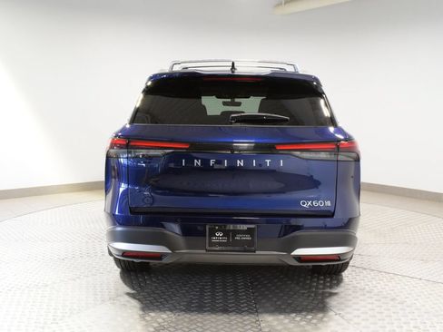 Certified 2026 INFINITI QX60 Luxe w/ Family Package AWD/4WD image 7