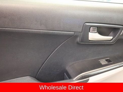 Used 2012 Toyota Camry LE FWD image 26