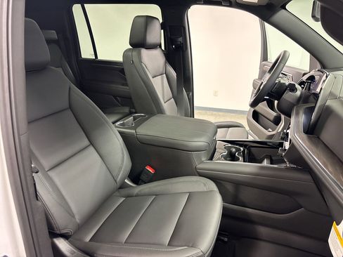 New 2026 Chevrolet Suburban Z71 w/ Comfort Package image 31