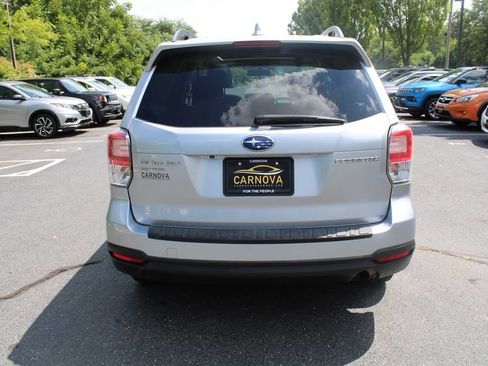 Used 2018 Subaru Forester 2.5i Premium AWD/4WD image 7
