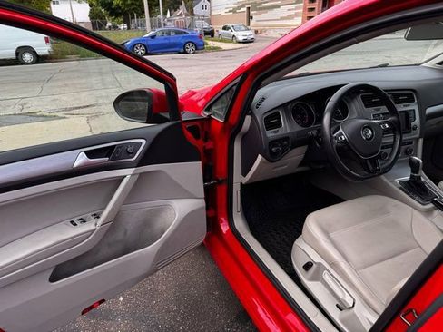 Used 2015 Volkswagen Golf SE FWD image 8