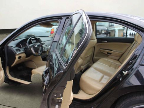 Used 2012 Honda Accord SE image 8