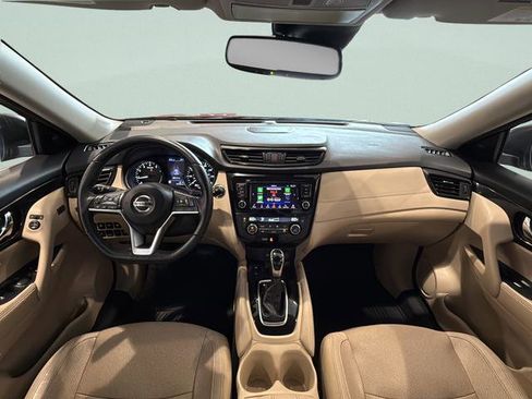 Used 2020 Nissan Rogue SL w/ Premium Package image 10