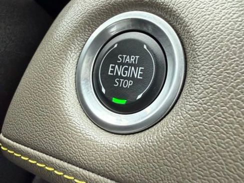 Used 2024 Chevrolet Colorado ZR2 w/ ZR2 Convenience Package III image 35