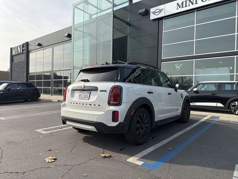 Used 2023 MINI Cooper Countryman SE w/ Storage Package image 5