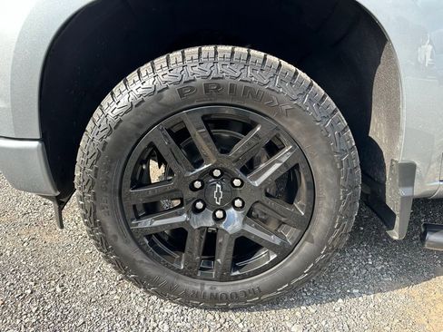 Used 2023 Chevrolet Silverado 1500 RST image 12