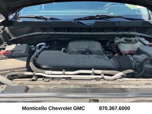 Used 2023 Chevrolet Silverado 1500 LT AWD/4WD image 30