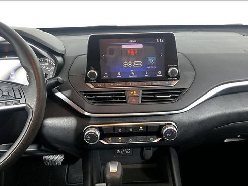 Used 2019 Nissan Altima 2.5 S FWD image 6