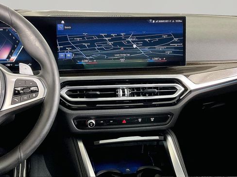 Used 2024 BMW 430i xDrive Coupe w/ M Sport Package AWD/4WD image 9