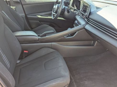 Used 2023 Hyundai Elantra SEL w/ Cargo Package FWD image 30
